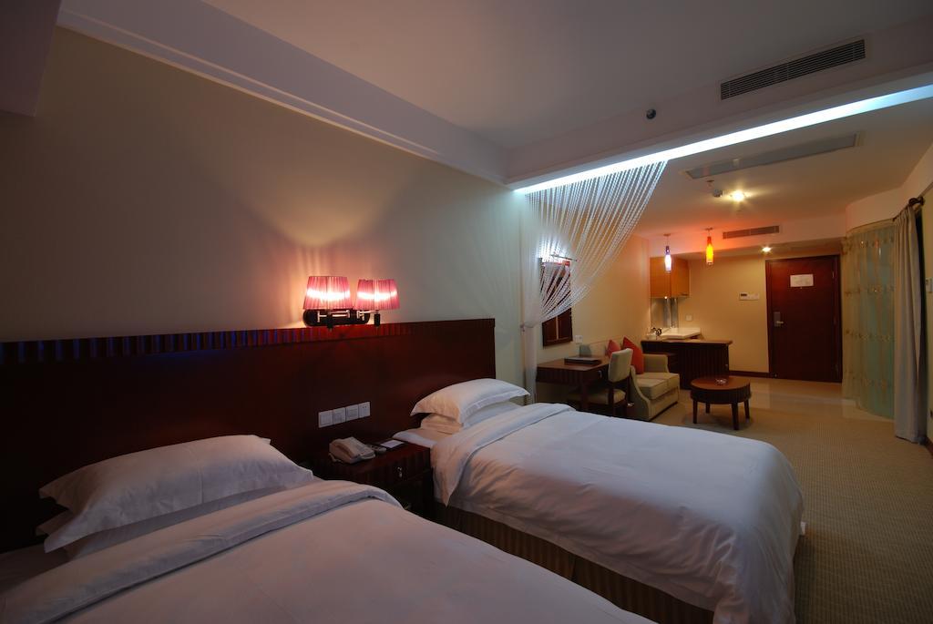 Starway Hotel Silver Джухай Стая снимка