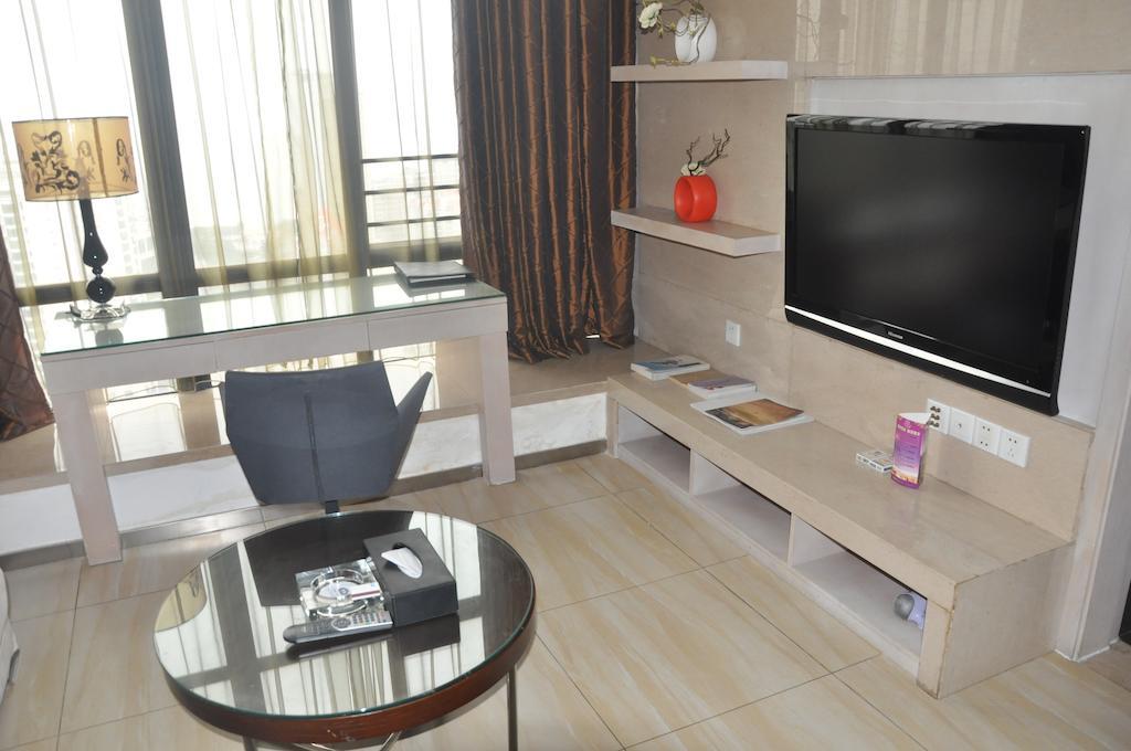 Starway Hotel Silver Джухай Екстериор снимка